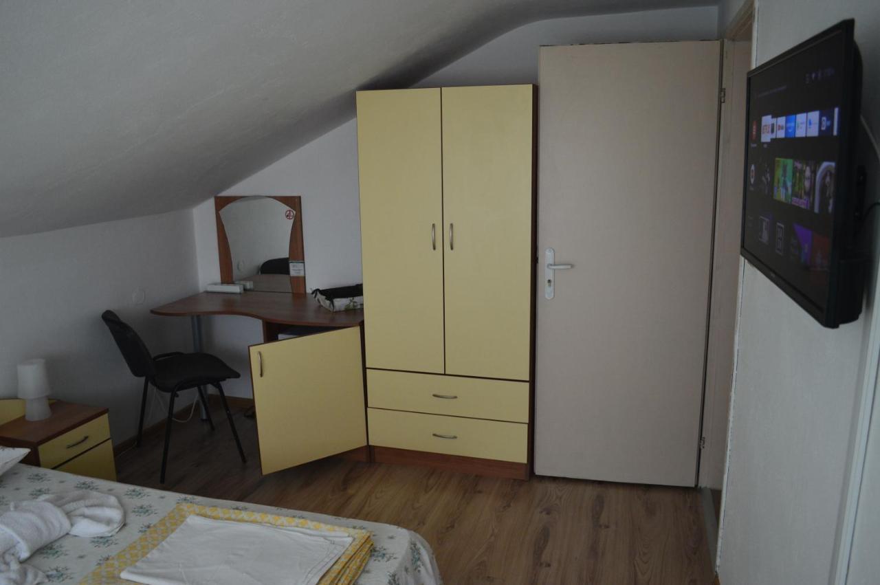 Yanis Hotel Csernomorec Kültér fotó