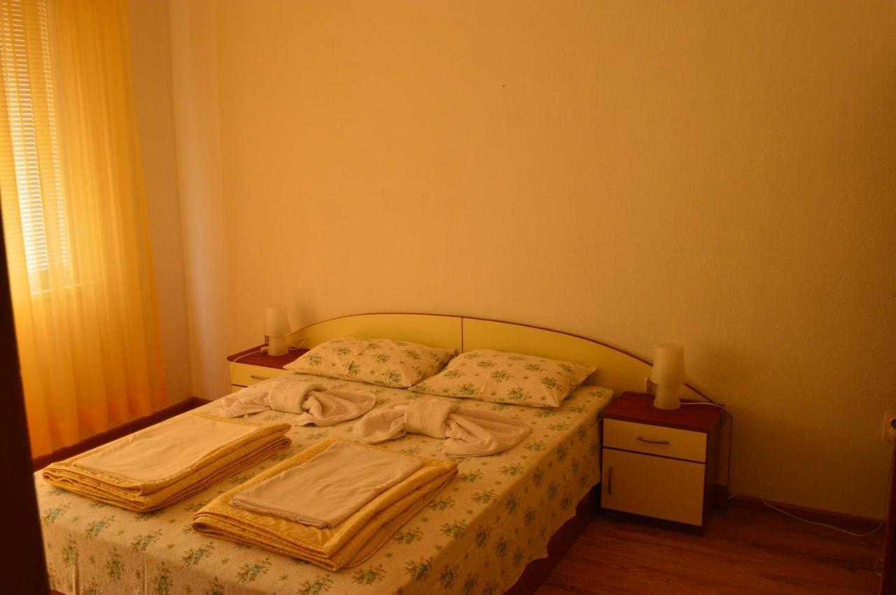 Yanis Hotel Csernomorec Kültér fotó